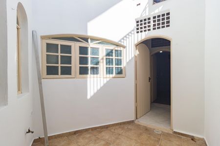 Casa à venda com 240m², 3 quartos e 2 vagas Casa à venda com 240m², 3 quartos e 2 vagasQuintal