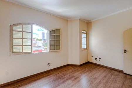 Casa à venda com 240m², 3 quartos e 1 vaga Casa à venda com 240m², 3 quartos e 1 vagaQuarto 1