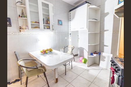 Casa à venda com 240m², 3 quartos e 1 vagaCozinha