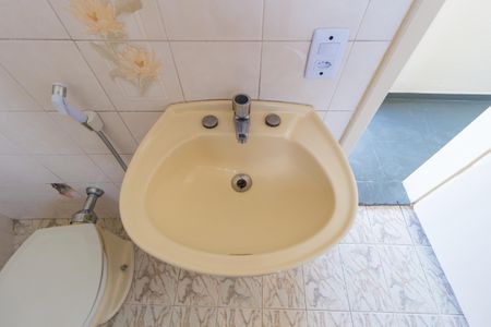 Casa à venda com 240m², 3 quartos e 2 vagas Casa à venda com 240m², 3 quartos e 2 vagasDetalhe Banheiro - Social 2