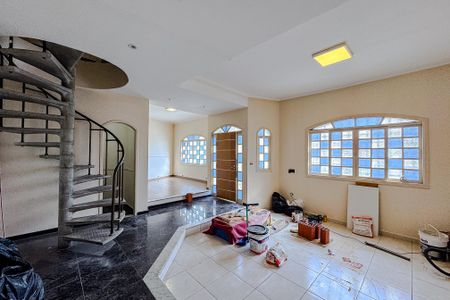 Casa à venda com 240m², 3 quartos e 1 vaga Casa à venda com 240m², 3 quartos e 1 vagaSala