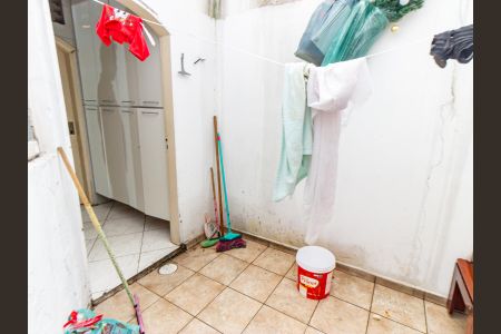 Casa à venda com 240m², 3 quartos e 1 vagaÁrea de Serviço