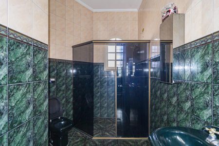 Casa à venda com 240m², 3 quartos e 2 vagas Casa à venda com 240m², 3 quartos e 2 vagasBanheiro - Suíte