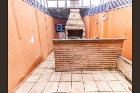 Casa à venda com 240m², 3 quartos e 1 vagaChurrasqueira