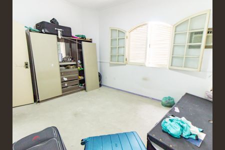 Casa à venda com 240m², 3 quartos e 1 vagaQuarto