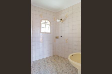Casa à venda com 240m², 3 quartos e 2 vagas Casa à venda com 240m², 3 quartos e 2 vagasBanheiro - Social 2