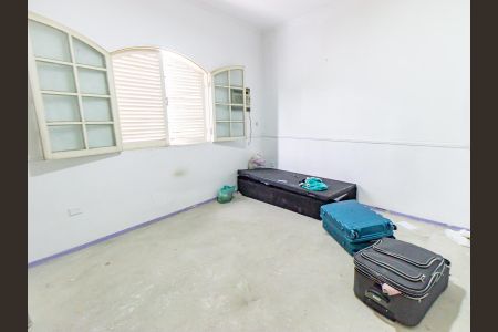 Casa à venda com 240m², 3 quartos e 1 vagaQuarto