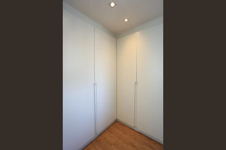 Apartamento à venda com 67m², 2 quartos e 2 vagas Apartamento à venda com 67m², 2 quartos e 2 vagasSuíte