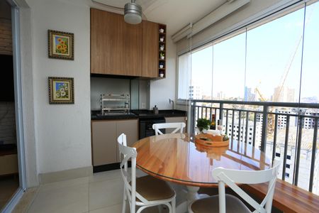 Apartamento à venda com 67m², 2 quartos e 2 vagas Apartamento à venda com 67m², 2 quartos e 2 vagasVaranda da Sala