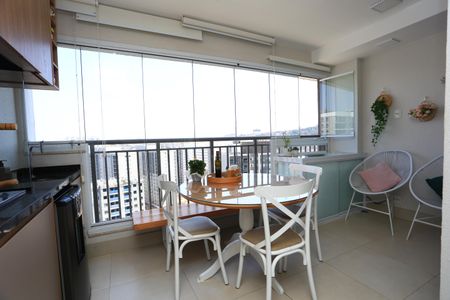 Apartamento à venda com 67m², 2 quartos e 2 vagas Apartamento à venda com 67m², 2 quartos e 2 vagasVaranda da Sala