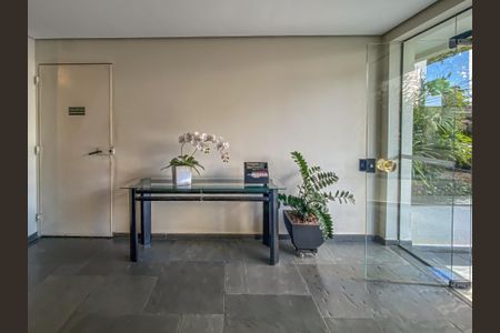 Apartamento à venda com 65m², 2 quartos e 1 vagaÁrea comum