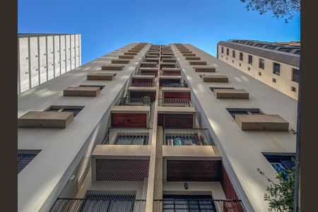 Apartamento à venda com 65m², 2 quartos e 1 vagaFachada