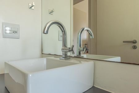 Apartamento à venda com 65m², 2 quartos e 1 vagaBanheiro 1