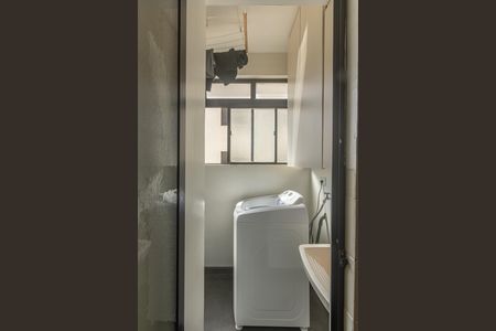 Apartamento à venda com 65m², 2 quartos e 1 vagaBanheiro de serviço
