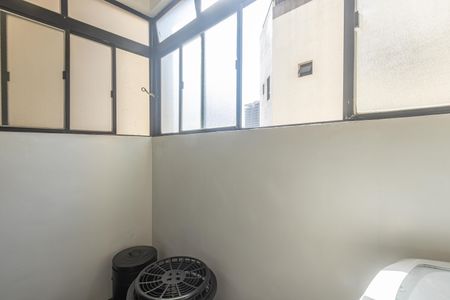 Apartamento à venda com 65m², 2 quartos e 1 vagaÁrea de Serviço