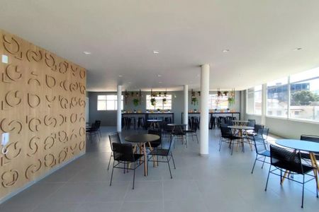 Apartamento para alugar com 60m², 2 quartos e 2 vagas