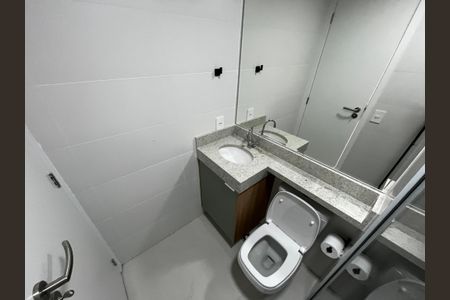 Apartamento para alugar com 30m², 1 quarto e sem vagaBanheiro da Suíte