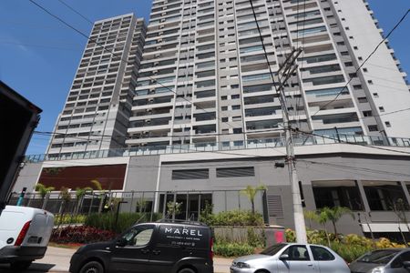 Apartamento para alugar com 95m², 3 quartos e 2 vagasFachada