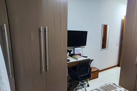 Casa de condomínio à venda com 164m², 3 quartos e 2 vagasSuíte 1