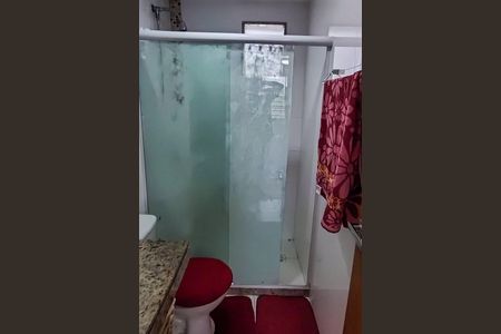 Casa de condomínio à venda com 164m², 3 quartos e 2 vagasBanheiro da Suíte 2