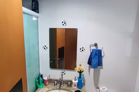 Casa de condomínio à venda com 164m², 3 quartos e 2 vagasBanheiro da Suíte 3