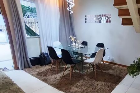 Casa de condomínio à venda com 164m², 3 quartos e 2 vagasSala de Jantar