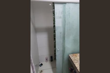 Casa de condomínio à venda com 164m², 3 quartos e 2 vagasBanheiro da Suíte 3