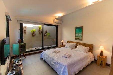 Casa para alugar com 450m², 2 quartos e 2 vagasSuíte 1