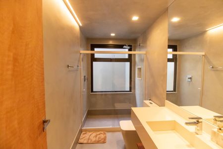 Casa para alugar com 450m², 2 quartos e 2 vagasBanheiro da Suíte 1