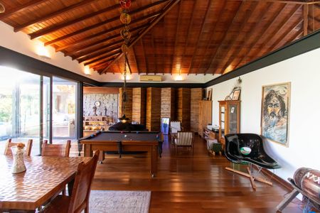 Sala de casa para alugar com 2 quartos, 450m² em Itacoatiara, Niterói