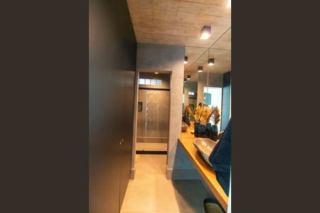 Casa para alugar com 450m², 2 quartos e 2 vagasBanheiro Social