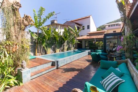 Casa para alugar com 450m², 2 quartos e 2 vagasÁrea externa