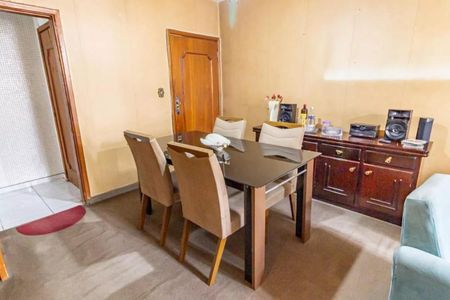 Apartamento à venda com 113m², 3 quartos e sem vaga Apartamento à venda com 113m², 3 quartos e sem vagaFoto 02