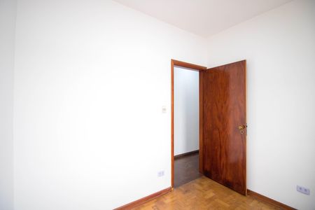 Casa à venda com 200m², 3 quartos e 2 vagas Casa à venda com 200m², 3 quartos e 2 vagasQuarto 1
