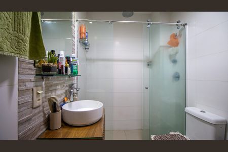 Apartamento à venda com 57m², 2 quartos e 1 vagaBanheiro Social