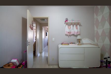 Apartamento à venda com 57m², 2 quartos e 1 vagaQuarto 2