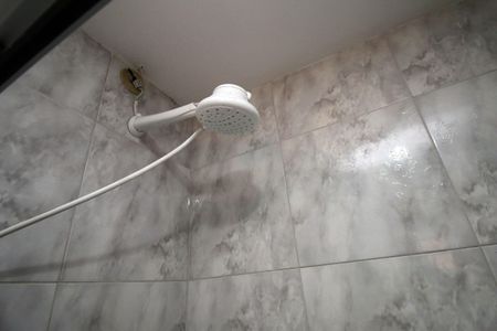 Apartamento para alugar com 60m², 2 quartos e sem vagaBanheiro