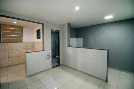 Sala de apartamento para alugar com 2 quartos, 60m² em Vila da Penha, Rio de Janeiro