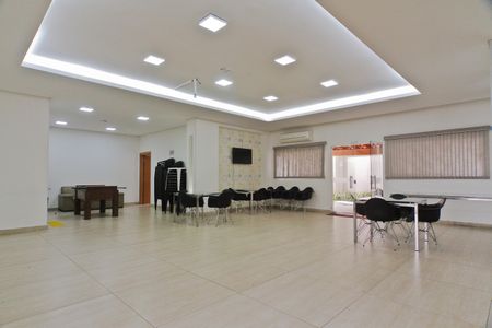 Apartamento à venda com 49m², 2 quartos e 1 vaga Apartamento à venda com 49m², 2 quartos e 1 vagaÁrea comum - Salão de festas