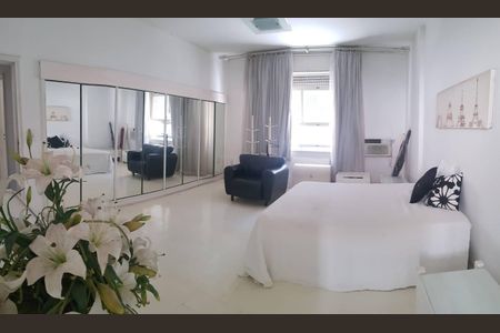 Apartamento para alugar com 383m², 4 quartos e 2 vagasQuarto