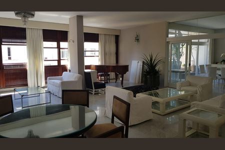 Apartamento para alugar com 383m², 4 quartos e 2 vagasSala