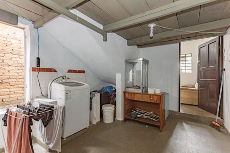 Casa à venda com 211m², 3 quartos e 2 vagasÁrea de Serviço