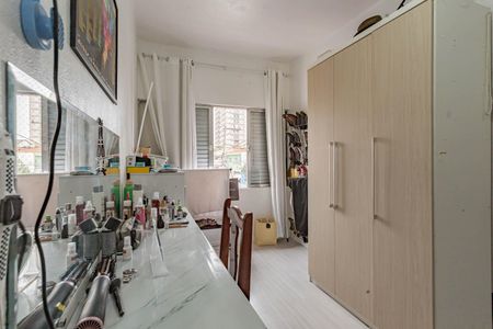 Casa à venda com 211m², 3 quartos e 2 vagasQuarto 2