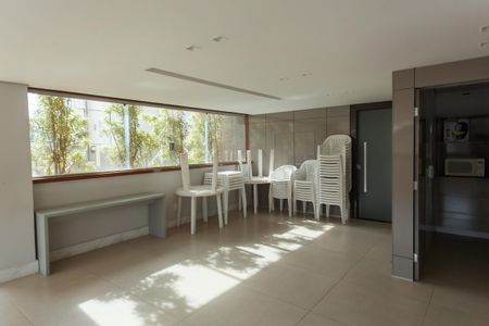 Apartamento à venda com 150m², 4 quartos e 2 vagas Apartamento à venda com 150m², 4 quartos e 2 vagasÁrea comum - Salão de festas