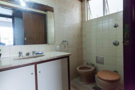 Apartamento à venda com 150m², 4 quartos e 2 vagas Apartamento à venda com 150m², 4 quartos e 2 vagasBanheiro Social