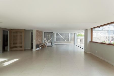 Apartamento à venda com 150m², 4 quartos e 2 vagas Apartamento à venda com 150m², 4 quartos e 2 vagasÁrea comum - Salão de festas