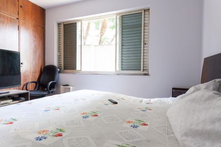 Apartamento à venda com 150m², 4 quartos e 2 vagas Apartamento à venda com 150m², 4 quartos e 2 vagasQuarta 1