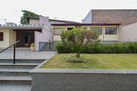 Casa para alugar com 217m², 4 quartos e 3 vagas Casa para alugar com 217m², 4 quartos e 3 vagasVista do quarto 1