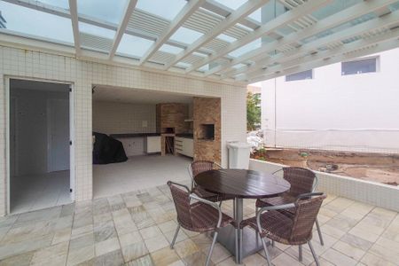 Apartamento para alugar com 119m², 3 quartos e 2 vagasÁrea comum