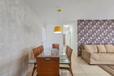 Apartamento para alugar com 119m², 3 quartos e 2 vagasSala
